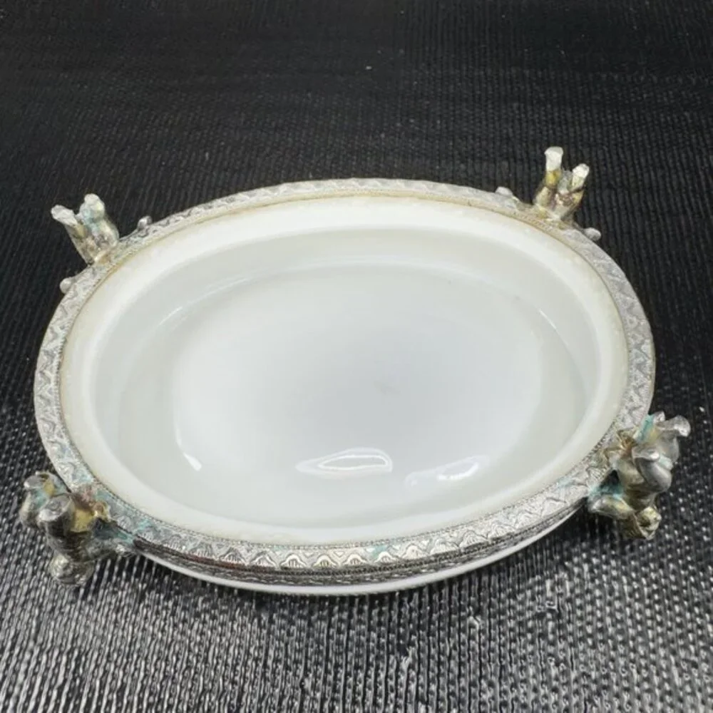 Vintage TAJ Japan Metal Cherubs Footed Porcelain Soap Dish Trinket Dish Holder‎
